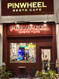 Pinwheel Retro Café: A Vintage Time Capsule