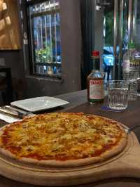 The Loft – Love Lane: a stylish pizzeria and bar