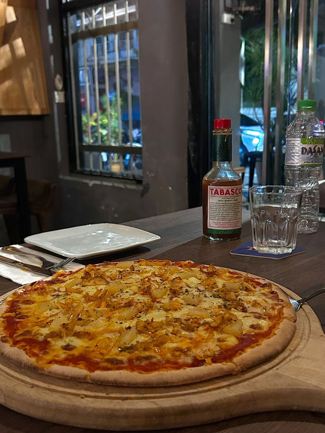 The Loft – Love Lane: a stylish pizzeria and bar