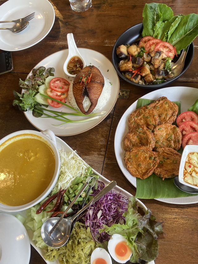 ปราณบุรี กิน เที่ยว ถ่ายรูป One Day Trip 