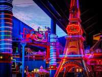 🎠 Neon Nights & Whirlwind Lights 🌈🎡