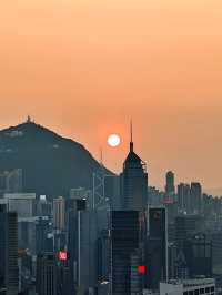 Sunset in Hong Kong is pure magic - Skyscrapers glow and the sky burns gold