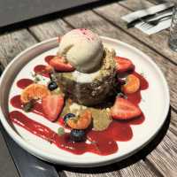 🇦🇺 歴史的建築を活かしたスタイリッシュな空間のカフェ