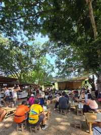 กาดนั่งก่อม@หนองกระทิง ตลาดเช้าสุดชิลล์ ในลำปาง