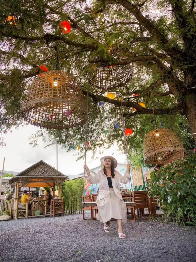 ร้านส้มตำ แซ่บ จัดจ้าน 