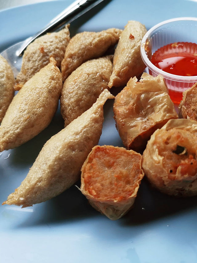 ร้านเจ๊กเปี๊ยะหัวหิน ชื่อนี้มีแต่ของอร่อย