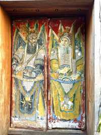 Step into old Bangkok at Talad Noi