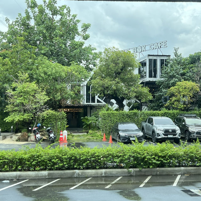 Triple Box Cafe