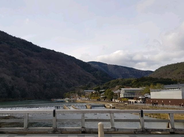 Togetsukyō Bridge: Finding My Zen & Making the Most of Your Visit! 😌🍃