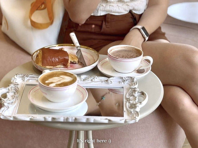 🪟☕ PAULETTE - คาเฟ่เปิดใหม่ ย่านวัดราชบพิธ