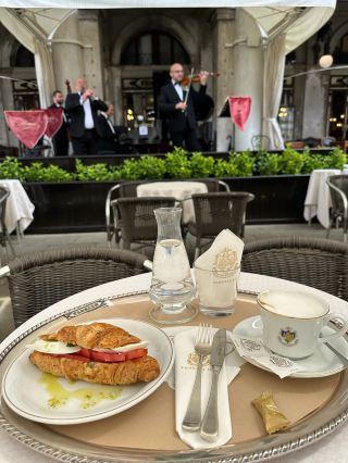 San Marco Square, the heart of Venice that makes you lose track of time