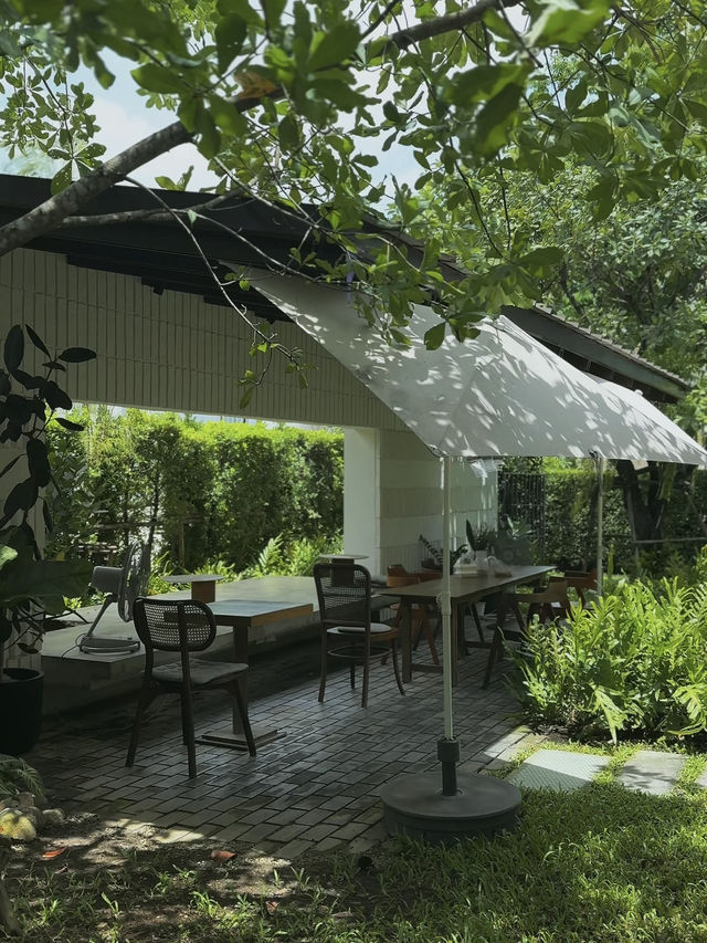 Ing Craft Toast Cafe & Backyard 🌳🍃🍵🤎