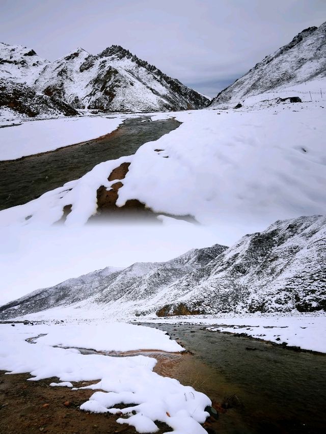 穿越祁連山大峽谷(青甘大環線公路美景)