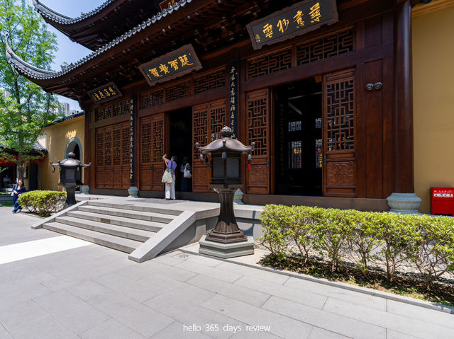 นมัสการพระหยก Jade Buddha Temple เซี่ยงไฮ้