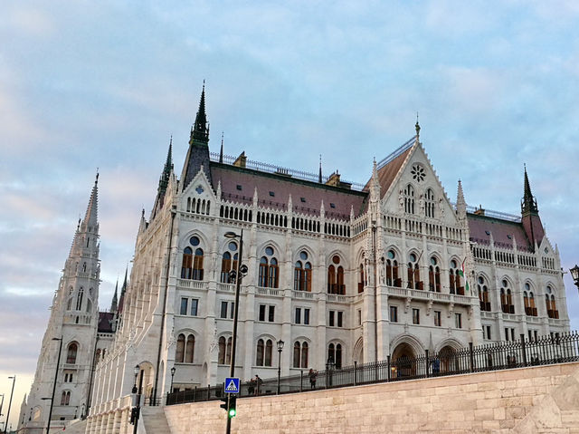 The Crown Jewel of Budapest – Parliament by the Danube
