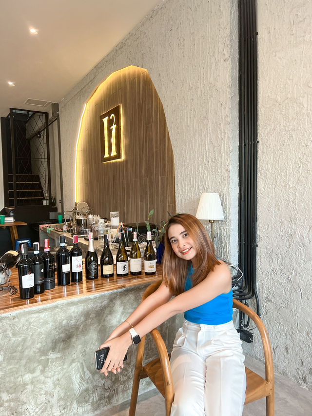 คาเฟ่และร้านอาหารสไตล์ยุโรปฟิวชั่น 