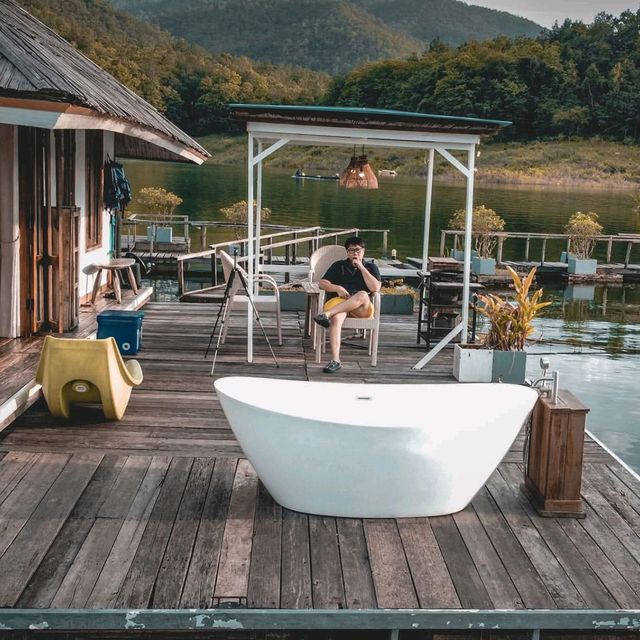  ภูเขาลอยน้ำ เชียงใหม่ 