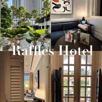 Raffles Hotel Singapore: An Icon of Luxury & History! 🥂🇸🇬✨