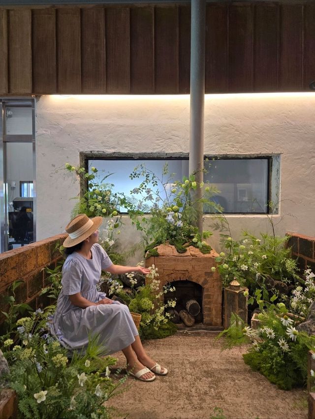 구석구석 포토존 가득한 힐링 정원카페💚