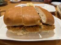 ☕ Wood, Warmth & Eggs Done Right: Morning Bliss at Komeda’s Gotemba 🍞