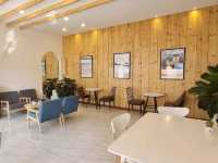 ☕ : Earth Coffee&Community คาเฟ่บุรีรัมย์