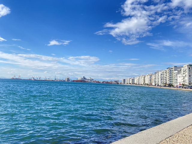 【ギリシャ第2の都市】青くて美しい都市テッサロニキ散歩🇬🇷