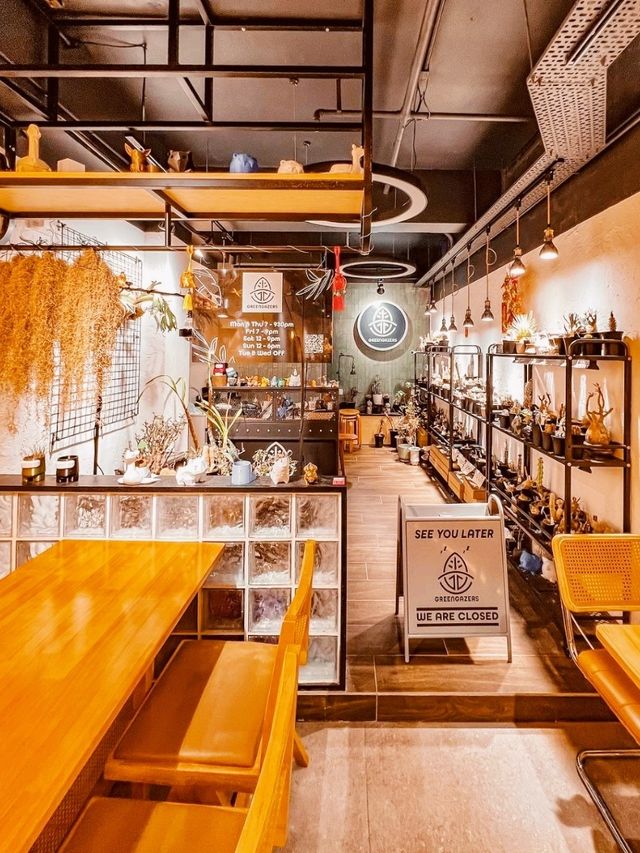 Oasis Tea Cafe