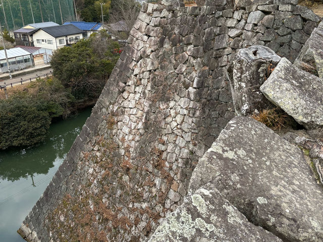 伊賀上野城（石垣非常壯觀）