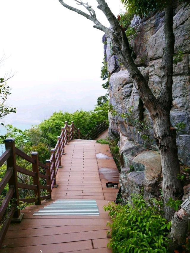 Hongdo Island