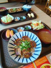 Hidden Gem: Comfort Food Before the Fun Begins