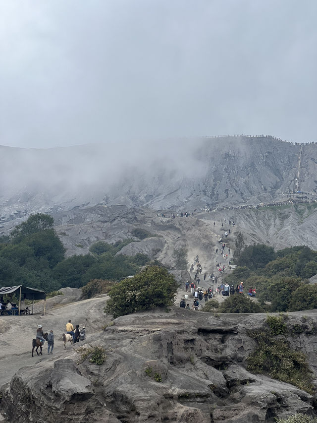 มีโอกาสอยากให้มาลองสัมผัสที่นี่ภูเขาไฟโบรโม่ ⛰️⛅️