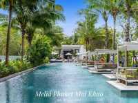 ที่พักสไตล์รีสอร์ทหรูบนชายหาดไม้ขาว