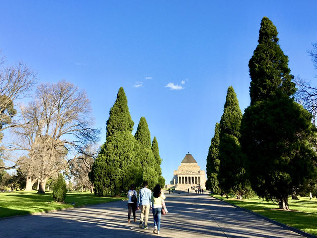 Under Blue Skies, We Remember: A Afternoon at Melbourne’s Shrine