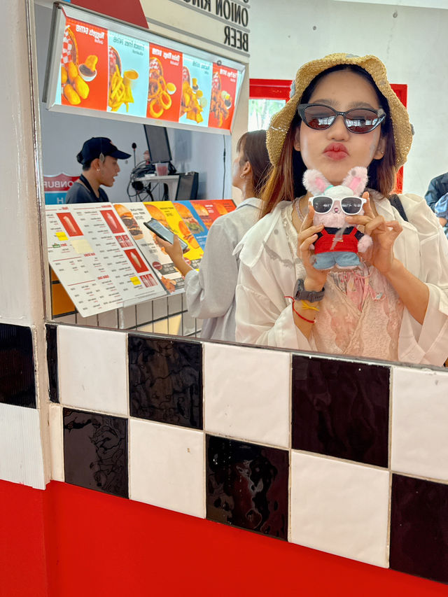 Highway Cafe สไตล์อเมริกันสุดชิค บางแสน 🫶🏻