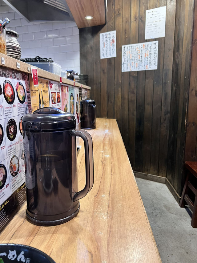 📍灣仔一虎拉麵：在港式街道中感受濃濃日系魂🍜🐯