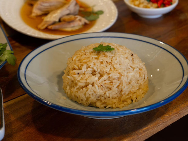 ข้าวมันไก่สิงคโปร์ สาขา2 อุดรธานี