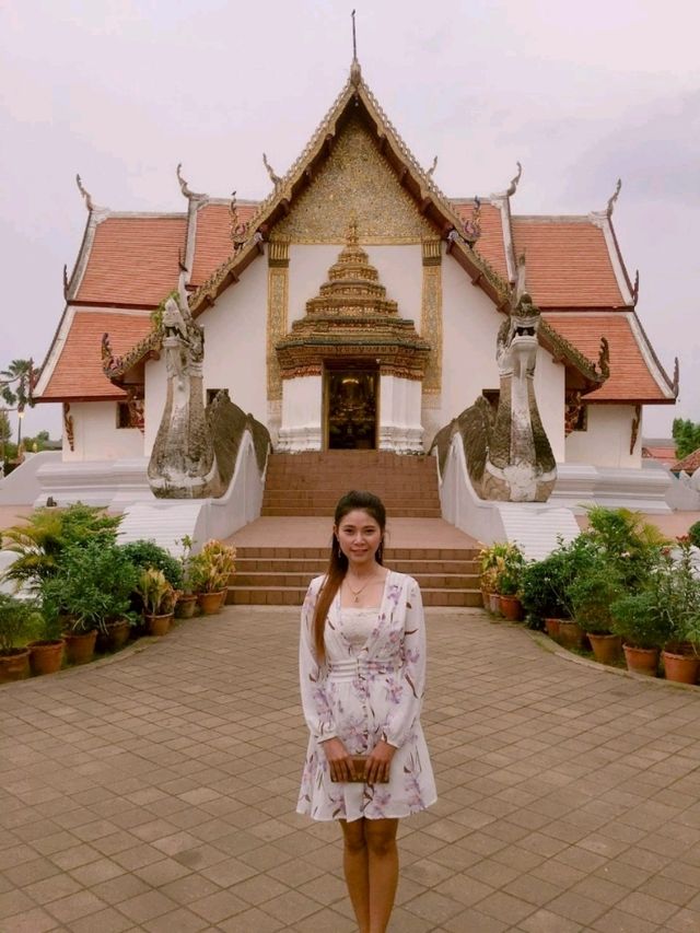 วัดภูมินทร์ น่าน ลอดใต้ท้องพญานาค