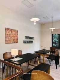 Allure Cafe Bar