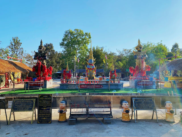 สายมูห้ามพลาด! จุดสักการะท้าวเวสสุวรรณโณ