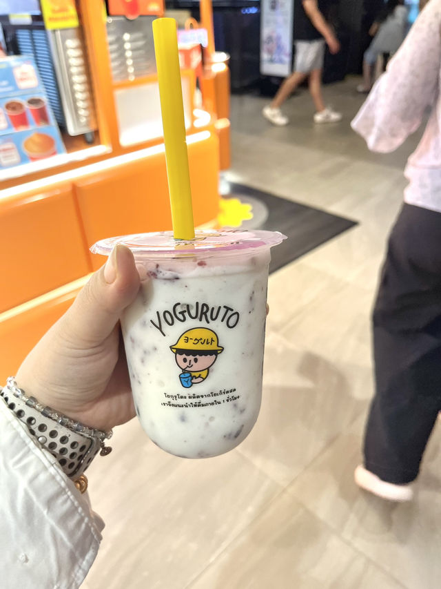  Yoguruto โยเกิร์ต เปรี้ยวหวานเย็นชื่นใจ 🍦🍧