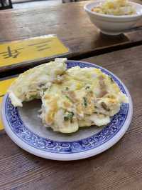 沙鹿人的私藏口袋名單：拉仔麵 + 月見豬油飯，一口吃回學生時光🍜🍳 