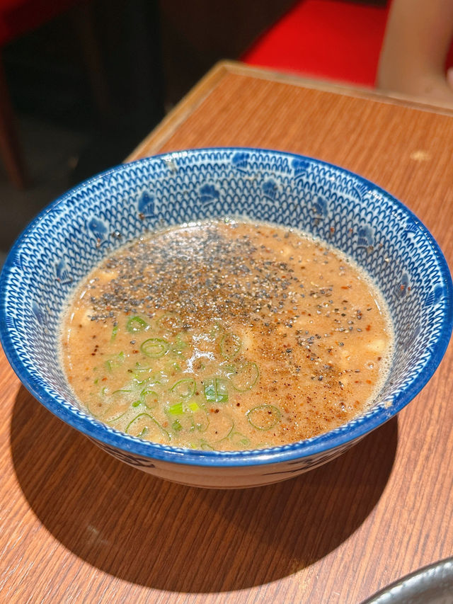 灣仔人氣正宗拉麵店