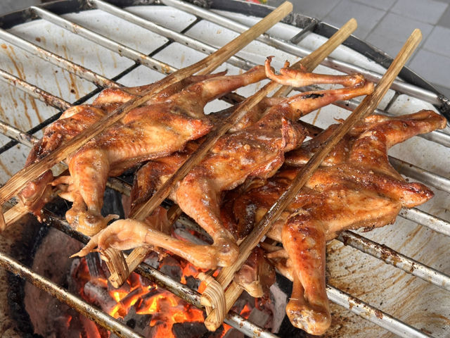 ไก่ย่างวรรณา เขาสวนกวาง (ต้นตำรับ)