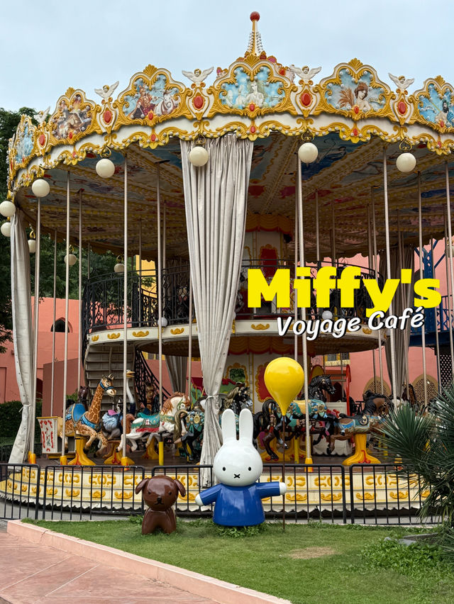 Miffy's Voyage Café Camel Republic