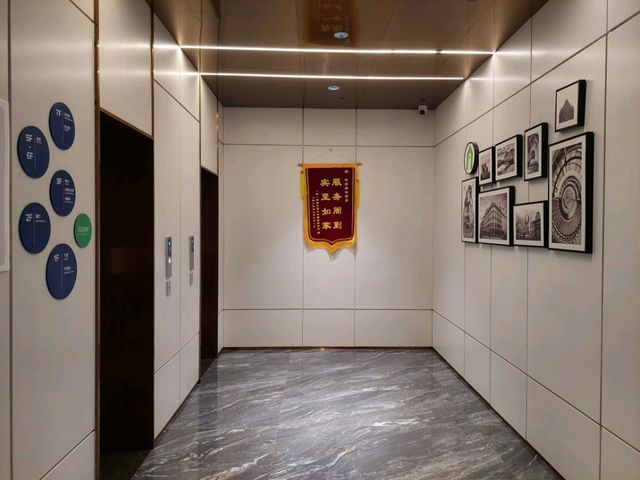 康鉑酒店（西安臨潼兵馬俑西花園地鐵站店）