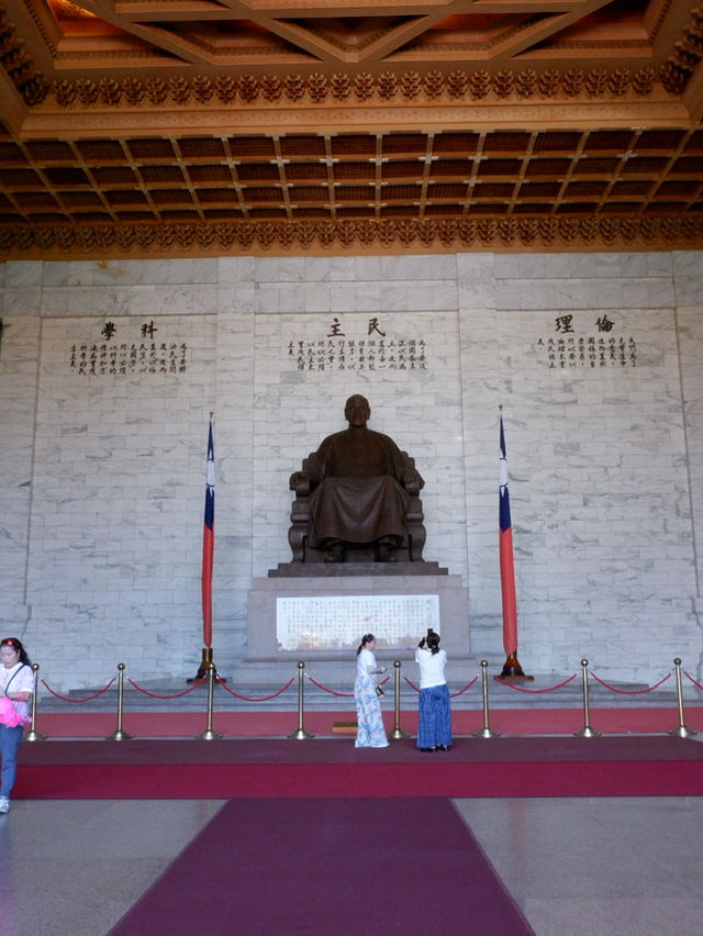 รีวิว Chiang Kai-shek Memorial Hall 