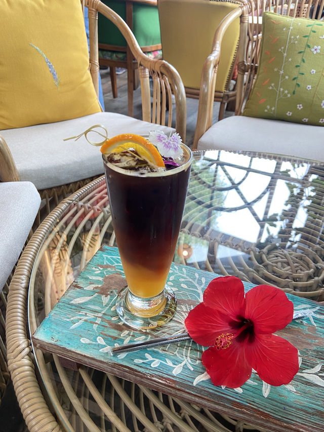 เช้าวันสดใส ที่ “ชบา ชไบ” คาเฟ่ คลอง 3