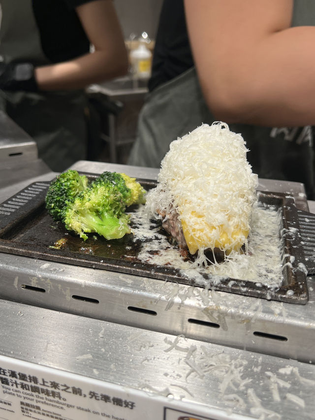 🌸三重奏漢堡排套餐🌸肉肉大米🍚