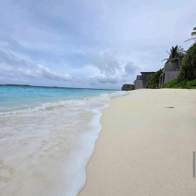 The St. Regis Maldives Vommuli Resort