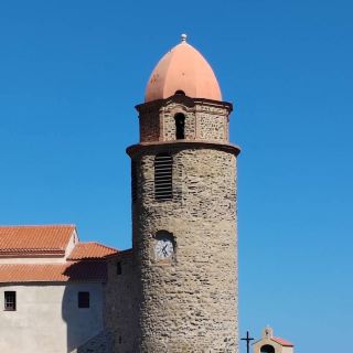 Collioure Lighthouse – Guiding Light on the Mediterranean Coast